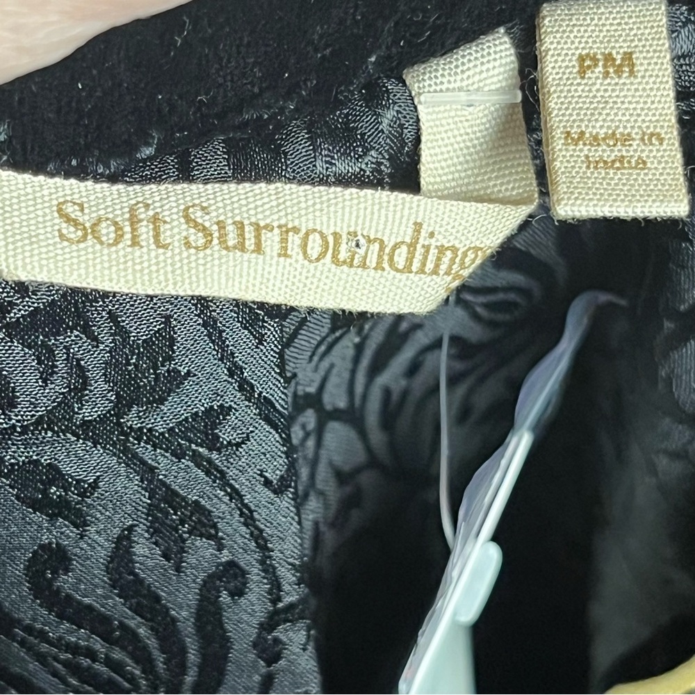 Soft Surroundings NWT Boho Astrid Embroidered Velvet Jacket – PM (10/12 P) - Picture 13 of 15